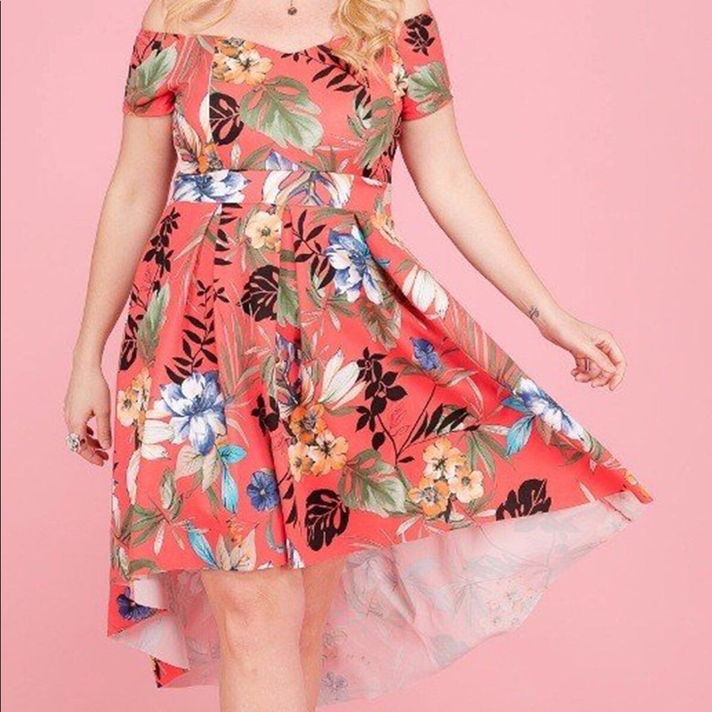 ⬇️ $45 3X Midi Dress